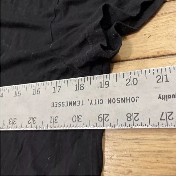 TRULY MADLY DEEPLY Womens L Crop Tee Daisy Black Nature Classic Boho Basic L - Picture 13 of 16